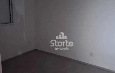 Imagem 8: Apartamento térreo com varanda estendida com 2 dormitórios à venda,...