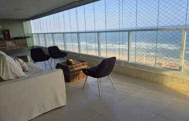 Imagem: O apartamento para alugar possui 4 Dormitórios, 5 Banheiros