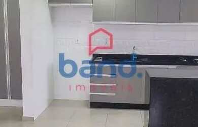 Imagem: O apartamento possui 2 Dormitórios, 2 Banheiros, 2 Vagas na