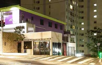 Imagem: O apartamento possui 3 Dormitórios, 1 Banheiro, 1 Vaga na garagem