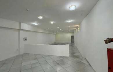 Imagem: O depósito possui 150m² de Área e está localizado em Resgate