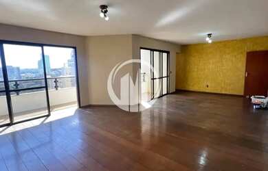 Imagem: O apartamento possui 4 Dormitórios, 4 Banheiros, 2 Vagas na