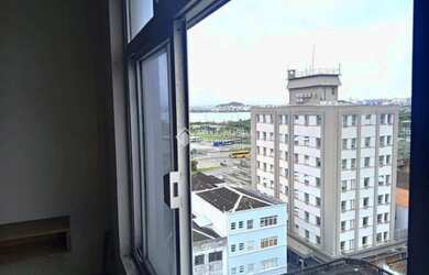 Imagem: O apartamento possui 1 Dormitório, 1 Banheiro, 1 Vaga na garagem