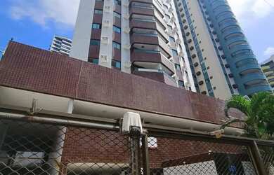 Imagem: O apartamento possui 3 Dormitórios, 3 Banheiros, 2 Vagas na