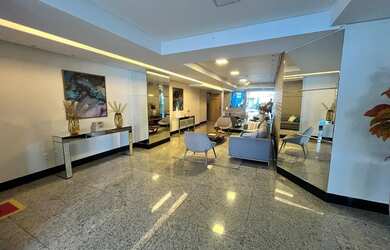 Imagem: O apartamento possui 3 Dormitórios, 3 Banheiros, 2 Vagas na