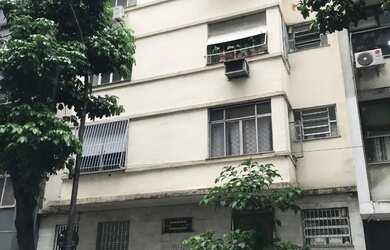 Imagem: O apartamento possui 1 Dormitório, 1 Banheiro, 38m² de Área