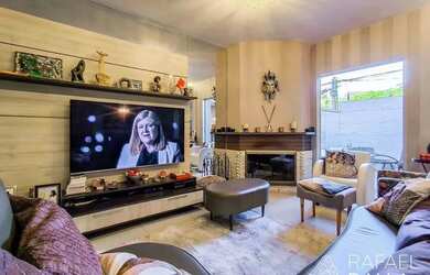 Imagem: A casa em condomínio possui 3 Dormitórios, 5 Banheiros, 2