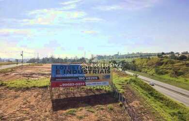 Imagem: O terreno à venda possui 1547m² de Área e está localizado