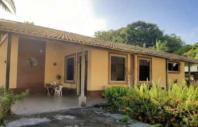 Imagem: A casa em condomínio possui 3 Dormitórios, 3 Banheiros, 2