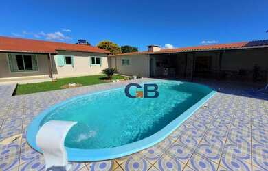 Imagem: A chácara possui 230m² de Área e está localizado em Torres