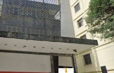 Imagem: O depósito à venda possui 5 Vagas na garagem e 1260m² de