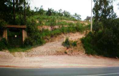 Imagem: O terreno possui 12.550m² de Área e está localizado em Chácara