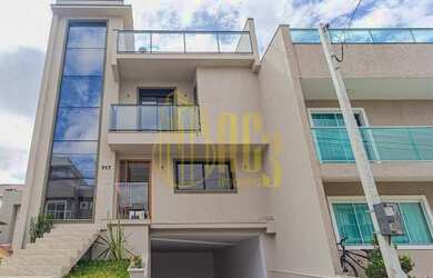 Imagem: A casa em condomínio possui 3 Dormitórios, 4 Banheiros, 4