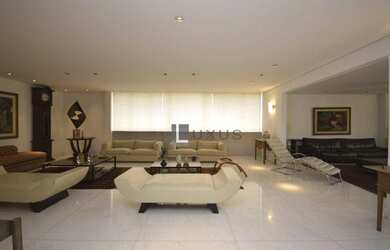 Imagem: O apartamento possui 4 Dormitórios, 4 Banheiros, 3 Vagas na