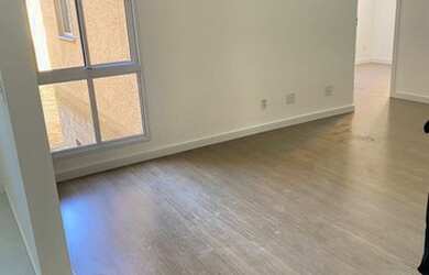 Imagem: O apartamento possui 3 Dormitórios, 1 Banheiro, 1 Vaga na garagem