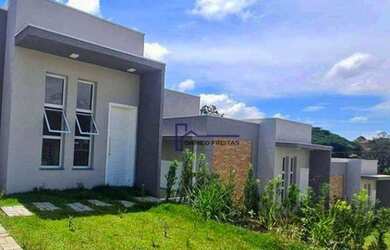 Imagem: A casa em condomínio possui 2 Dormitórios, 2 Banheiros, 2