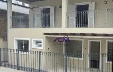 Imagem: A casa em condomínio possui 5 Dormitórios, 4 Banheiros, 2