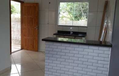 Imagem 2: Aluguel em Maricá. Varanda, 35m² de Área, 1 Vaga na garageme1 Dormitório