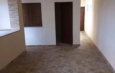 Imagem: A casa possui 2 Dormitórios, 1 Banheiro, 80m² de Área e