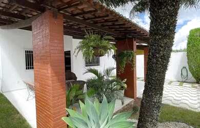 Imagem: A casa em condomínio possui 3 Dormitórios, 3 Banheiros, 2