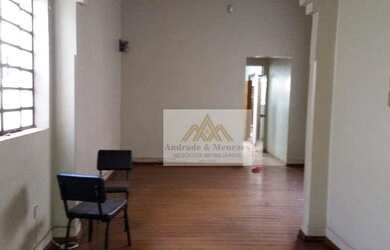 Imagem: O depósito possui 144m² de Área e está localizado em Centro