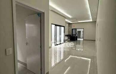 Imagem 6: Casa com 3 dormitórios à venda, 214m² por R$ 1.100.000 - Novo Mundo...