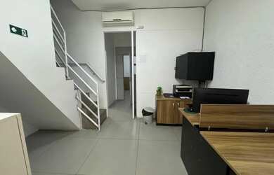 Imagem 3: Loja para Aluguel com Mezanino na Av do Contorno