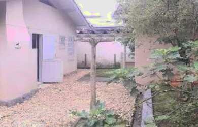 Imagem 4: CASA SEMIMOBILIADA PARA ALUGAR NO BAIRRO AZAMBUJA EM BRUSQUE