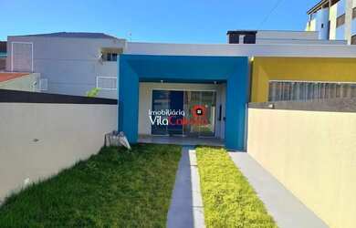 Imagem: A casa possui 2 Dormitórios, 2 Banheiros, 4 Vagas na garagem