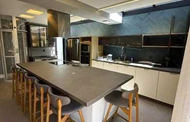 Imagem 4: Casa Frente Mar em Condomínio Fechado Estaleiro