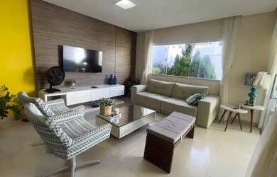 Imagem: A casa em condomínio possui 3 Dormitórios, 3 Banheiros, 2