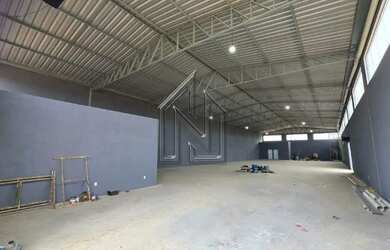 Imagem 2: Galpão NOVO para locação com 900m² - 912 sul avenida 95