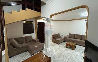 Imagem 8: CASA COM TRES QUARTOS SUITES, PISCINA