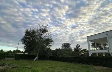 Imagem: A chácara possui 1.900m² de Área e está localizado em Sítio