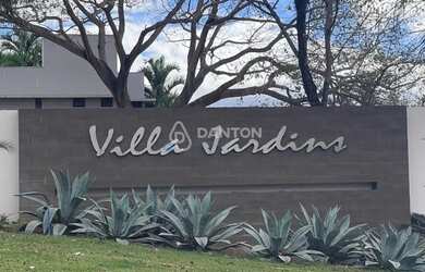 Imagem: O terreno possui 590m² de Área e está localizado em Ibituruna