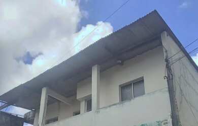 Imagem: A casa possui 2 Dormitórios, 2 Banheiros e está localizado