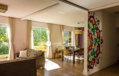 Imagem: A casa em condomínio possui 3 Dormitórios, 5 Banheiros, 4