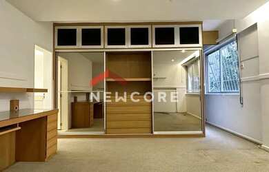 Imagem 10: Apartamento em Rua General Venâncio Flores - Leblon - Rio de Janeiro/RJ