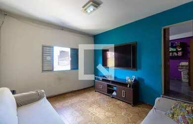 Imagem: A casa possui 5 Dormitórios, 4 Banheiros, 2 Vagas na garagem