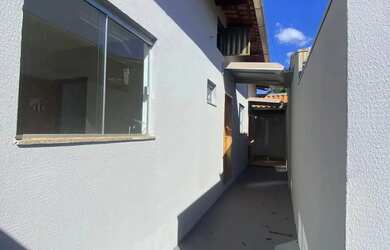 Imagem: A casa possui 1 Dormitório, 1 Banheiro e 50m² de Área e está