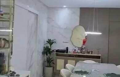 Imagem: O apartamento possui 3 Dormitórios, 2 Banheiros, 1 Vaga na