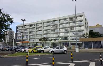 Imagem: O depósito possui 1 Vaga na garagem e 30m² de Área e está