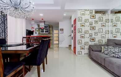 Imagem 1: Este Sobrado em Condomínio é tudo que você sempre quis. Aconchegante,...