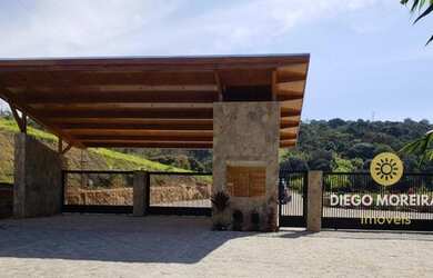 Imagem: O terreno possui 20.000m² de Área e está localizado em Jardim