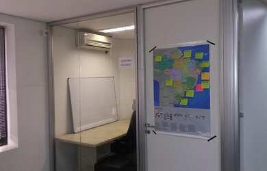 Imagem: O depósito possui 2 Vagas na garagem e 67m² de Área e está