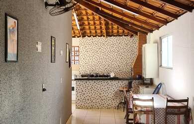 Imagem 2: Vendo Casa. Churrasqueira, 360m² de Área, 3 Vagas na garageme3 Dormitórios