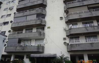 Imagem: O apartamento possui 2 Dormitórios, 3 Banheiros, 1 Vaga na