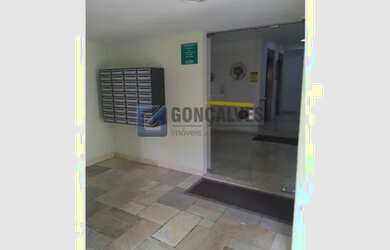 Imagem: O apartamento possui 3 Dormitórios, 1 Banheiro, 1 Vaga na garagem