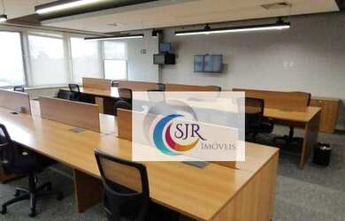 Imagem: O depósito possui 4 Vagas na garagem, 170m² de Área e Imóvel