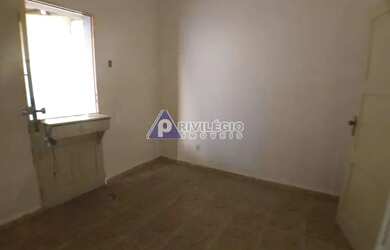 Imagem 7: Investimento. Varanda, Área de serviço, 300m² de Áreae5 Vagas na garagem